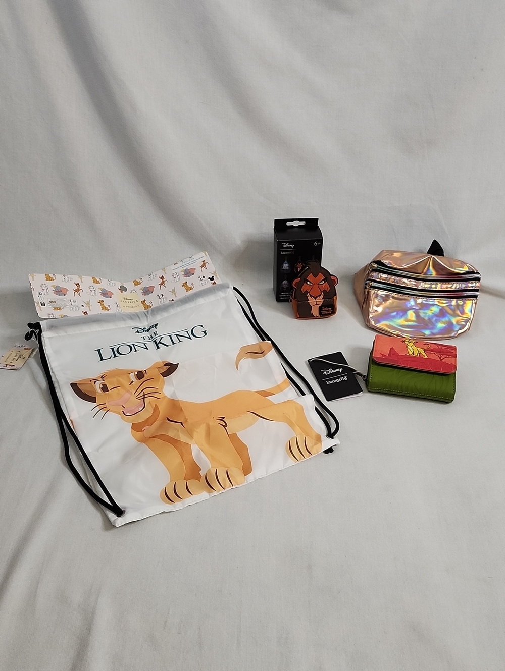 Disney  Loungefly "Lion King" Set W/  Unbranded Belly Bag